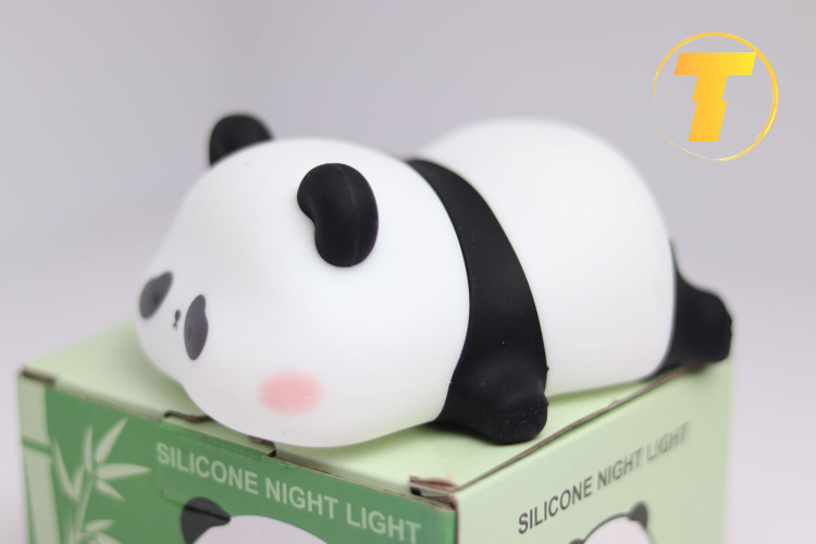 طراحی پاندا در چراغ خواب شارژی XO OZ10 برای کودکانی که از تاریکی میترسند