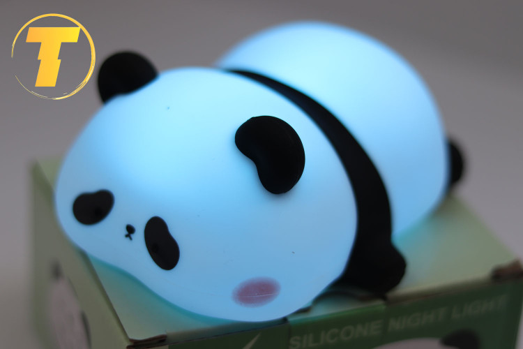 چراغ خواب پاندا برای کودک XO OZ10 با طراحی جذاب و ایمن برای استفاده روزانه