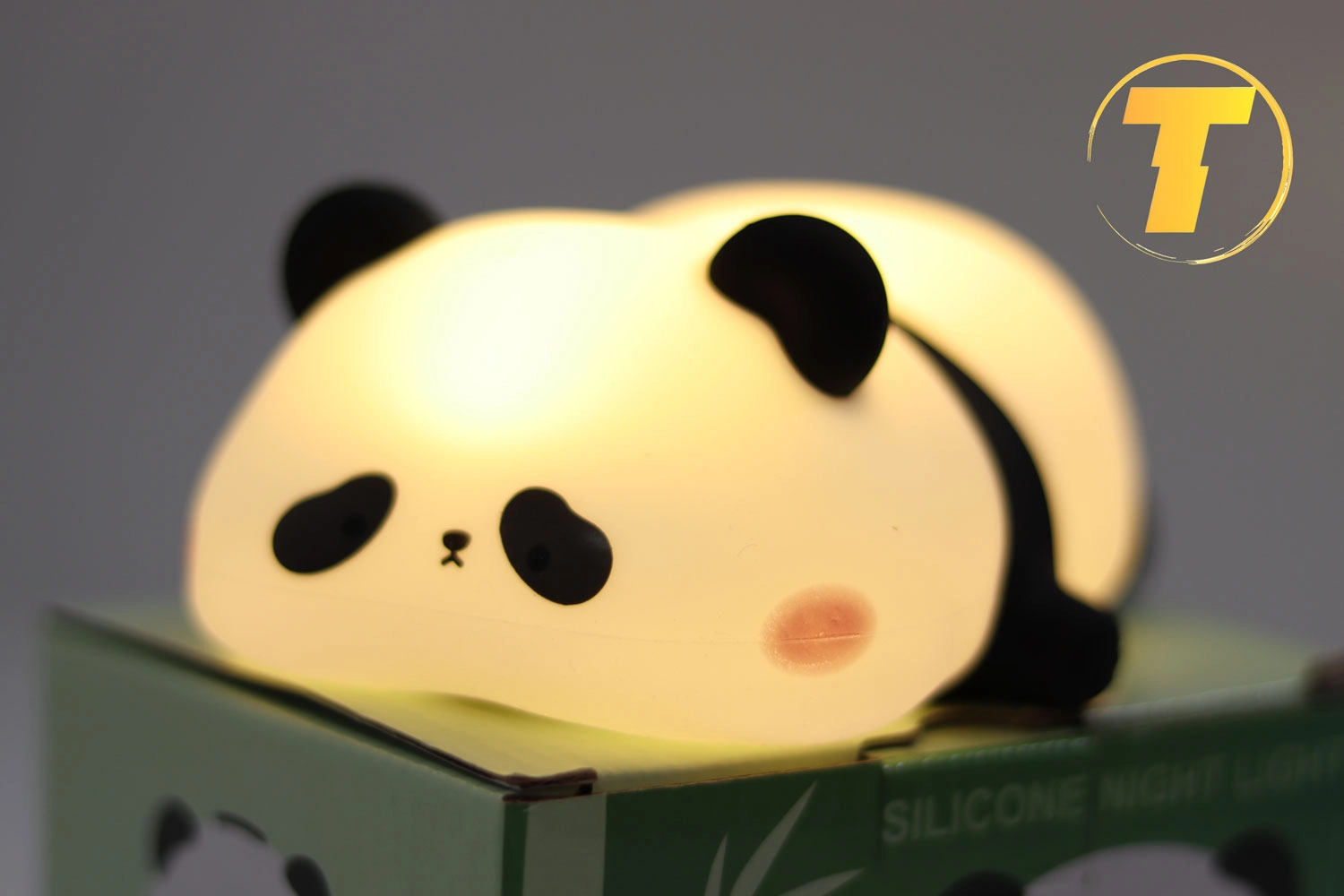 چراغ خواب کودک XO OZ10 با طراحی پاندا و نور نرم برای خواب کودکانه