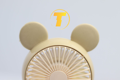 نمای نزدیک پنکه شارژی Summer مدل 933-160D با گوشهای تزئینی