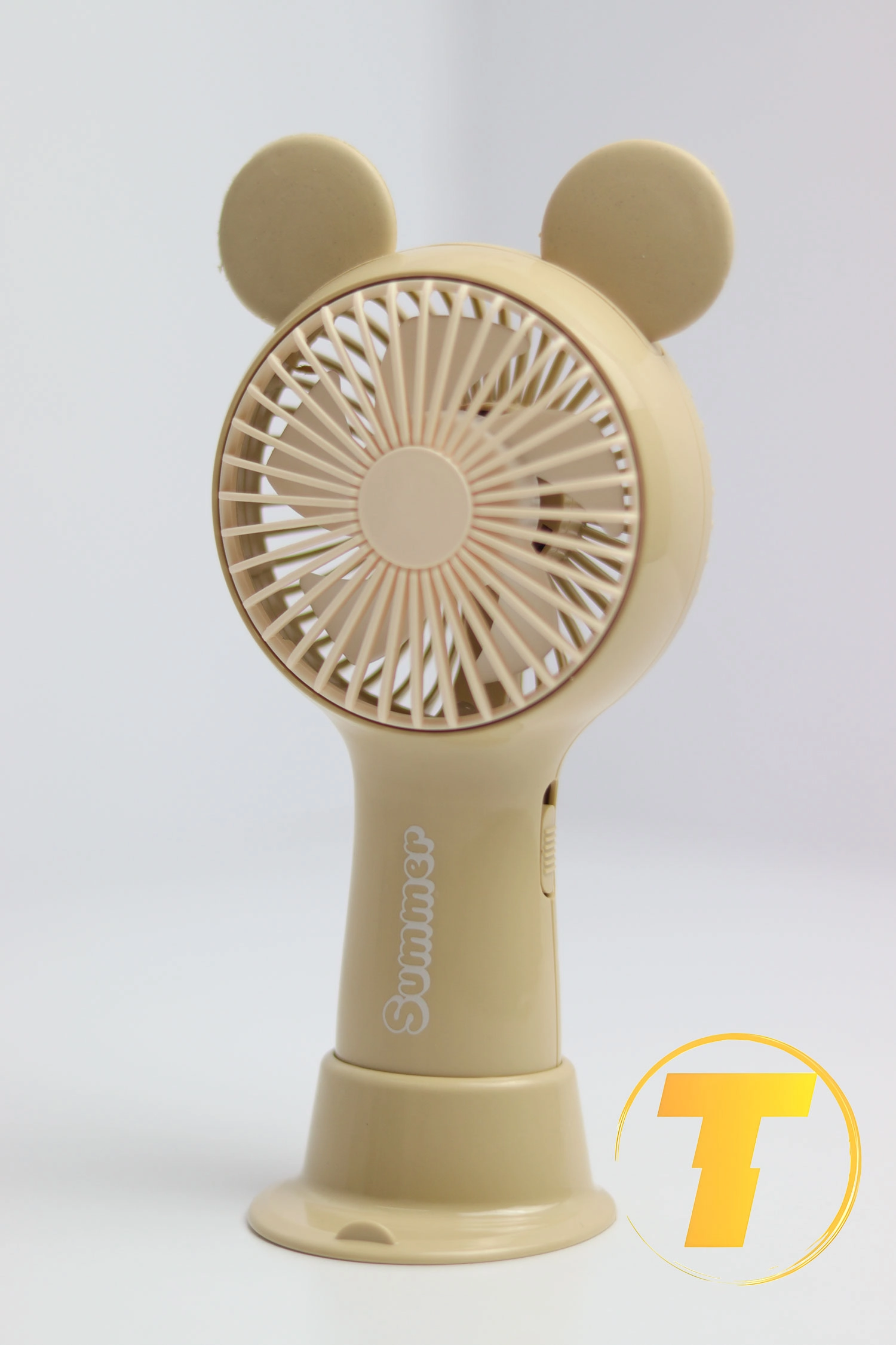 طراحی بامزه پنکه گوش‌دار Summer با قابلیت استفاده رومیزی