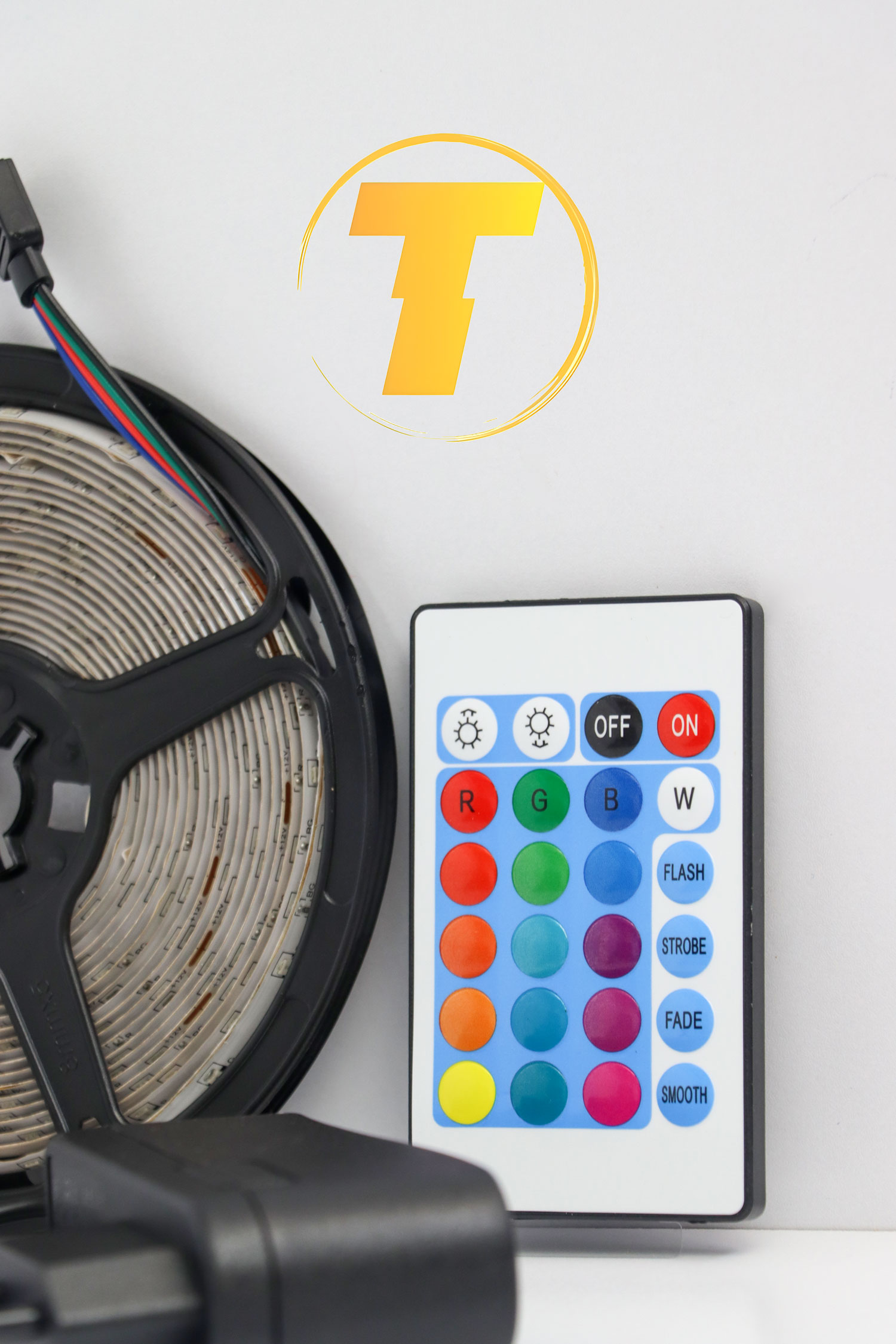 ریسه LED ۵ متری RGB با قابلیت تغییر رنگ و نورپردازی مدرن