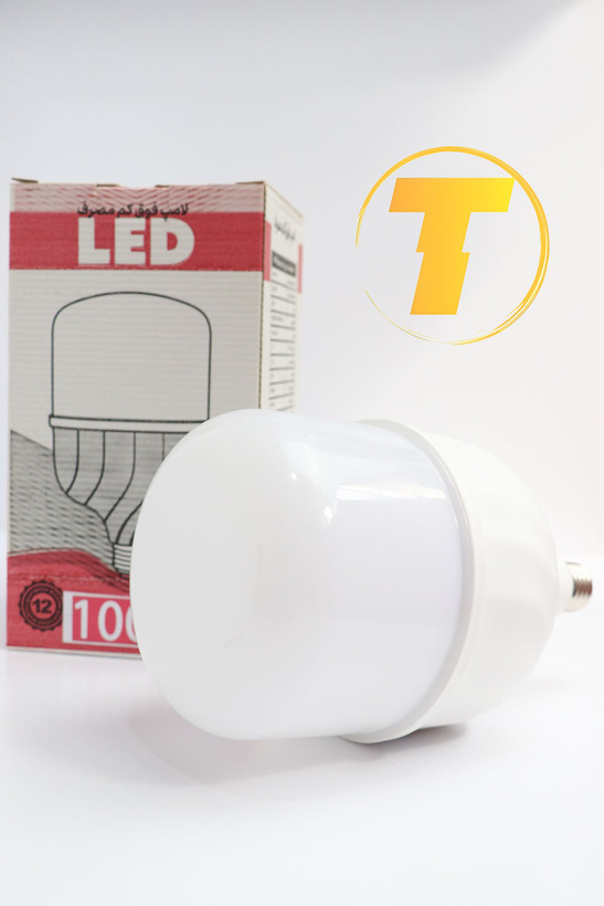 روشنایی یکنواخت لامپ ۱۰۰ وات LED ایرانی در فضای صنعتی