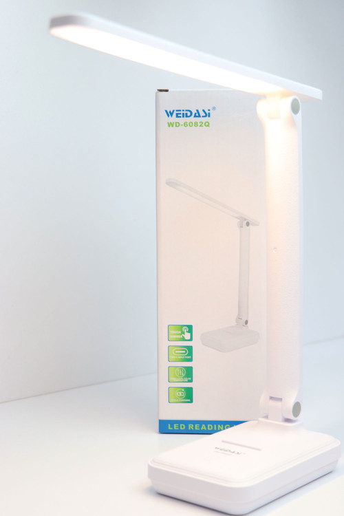 WD-6082Q چراغ LED با گردنی متحرک و طراحی مدرن برای مطالعه و کار اداری