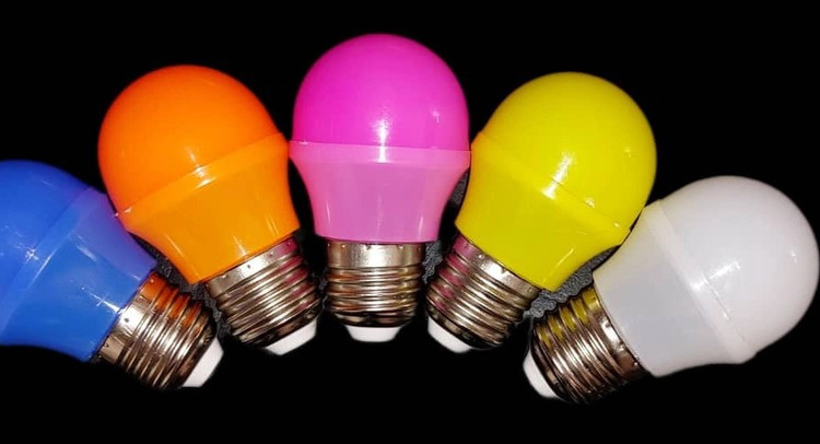 لامپ خواب 3 وات سرپیچ با نور گرم و ملایم مناسب اتاق خواب