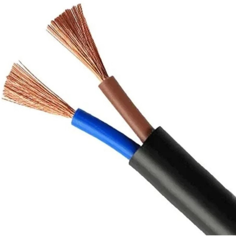 نمای نزدیک سیمهای مسی کابل برق افشان البرز کومش ۱۰×۲