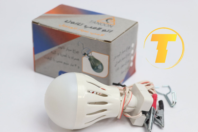 چراغ سیار خودرو ۱۰ وات با کابل ۳ متری و پایه آهنربایی