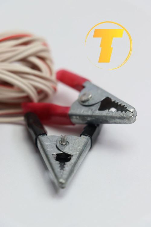 چراغ سیار ۱۲ ولت مناسب تعمیرات خودرو و روشنایی اضطراری