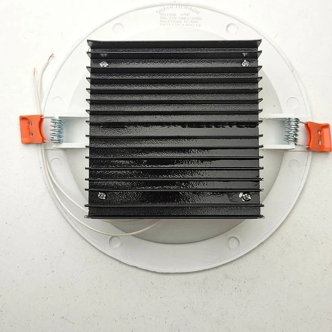 پنل گرد توکار ال ای دی روناک 18 وات مهتابی - نمای جلویی