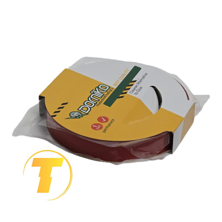 نمای نزدیک از جزئیات چسب دو طرفه دورنیکا