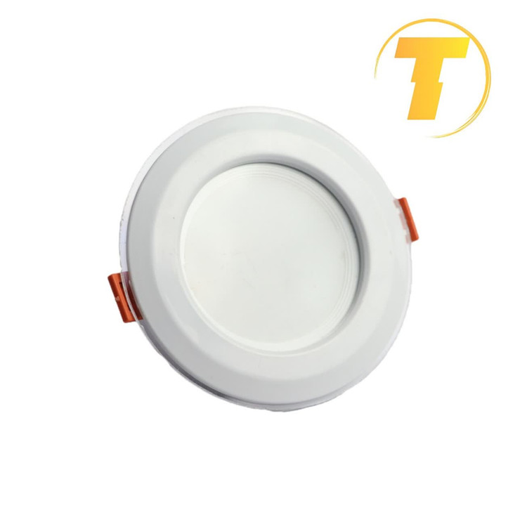 پنل توکار گرد 9 وات رونیکا از برند شاهچراغ؛ ترکیبی از نور زیبا، مصرف پایین و طراحی مدرن برای نورپردازی حرفهای