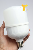 بدنه و پایه لامپ ال ای دی ۳۰ وات پارسسام