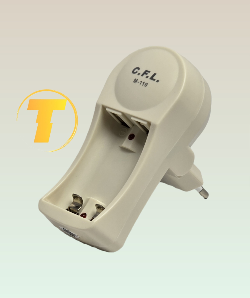 شارژر باتری رومیزی با طراحی سفید و درگاه‌های چندتایی برای شارژ انواع باتری‌های قلمی و نیم‌قلمی.