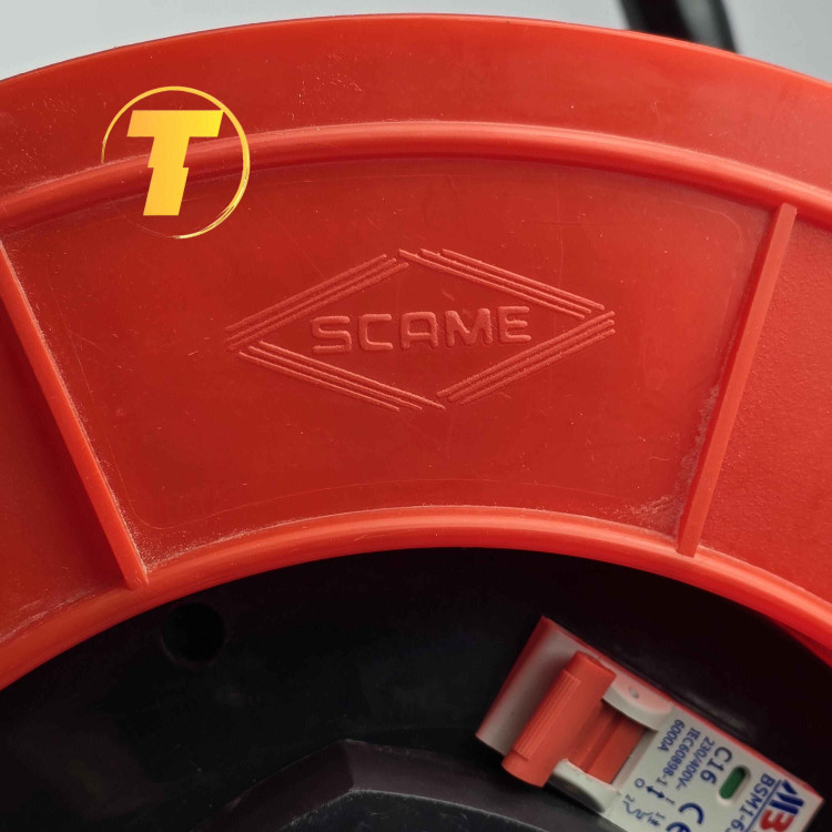 قرقره سیم برق SCAME چهار سوکت