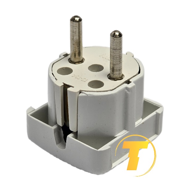 طراحی چهارگوش دوشاخه نری ارت دار