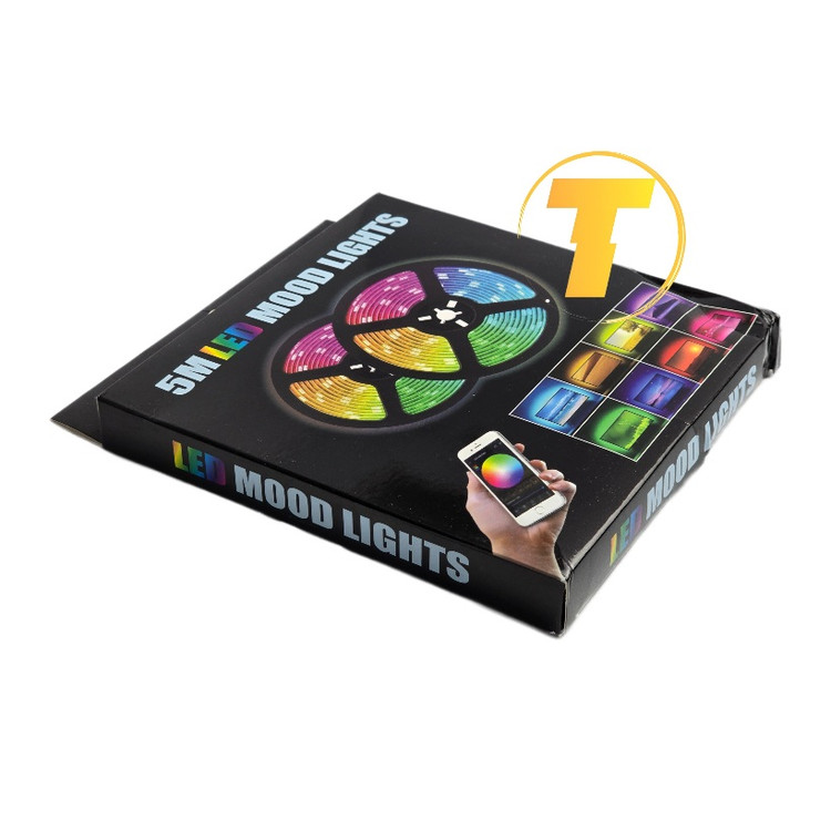 نمای نزدیک از ریسه RGB XTRIKE ME مدل HT-5050 B5 با کنترل بلوتوثی و افکتهای نوری متنوع.